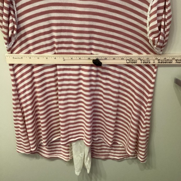 Jolt Pink Striped Hi Low Hem Knit Top XL Lightweight Lace Back Insert Soft Flowy - Picture 10 of 14